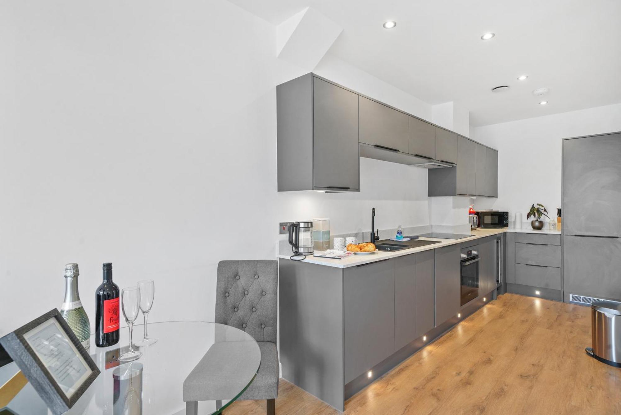 Apartament Retreat: Seaside Bliss In Ramsgate Zewnętrze zdjęcie