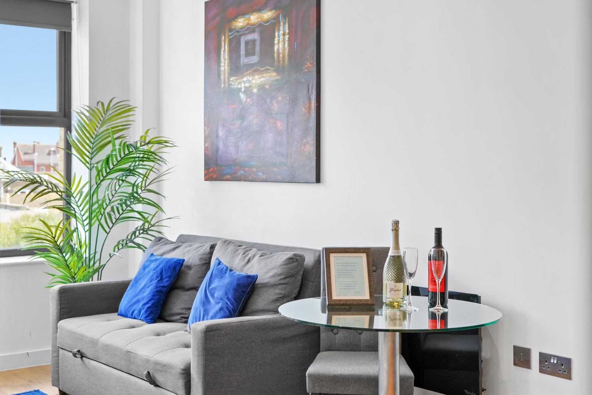 Apartament Retreat: Seaside Bliss In Ramsgate Zewnętrze zdjęcie